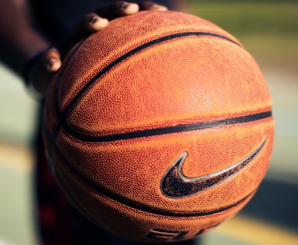 开云网页-CBA赛场再现中国速度奇迹，cba赛程表2020-2021几个阶段